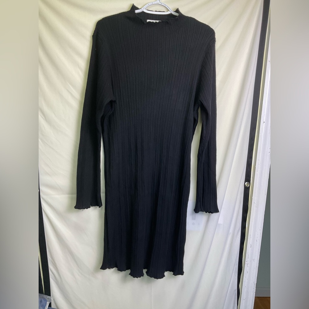 Weekend Long Sleeve Ribbed Knit Dress - Black